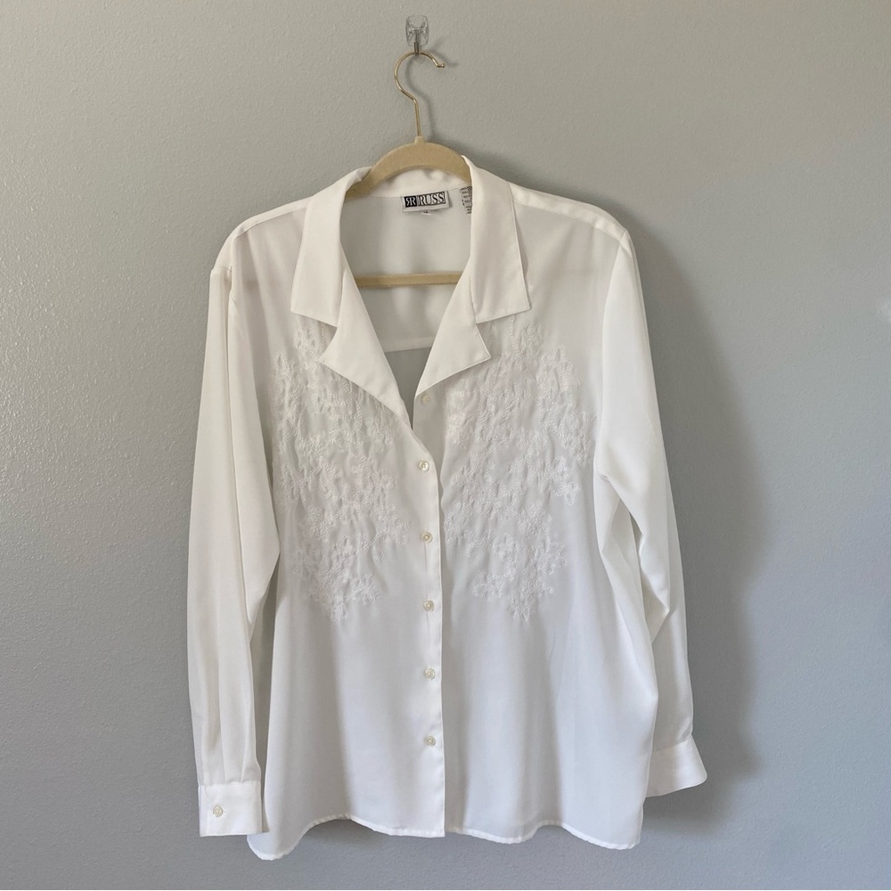 Vintage white embroidered long sleeve button up size 14 bridal chic feminine